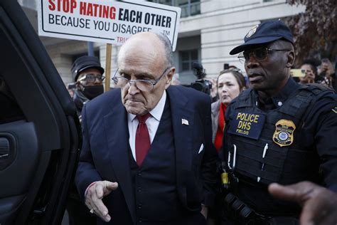 Rudy Giuliani ordered to turn over Manhattan penthouse, 